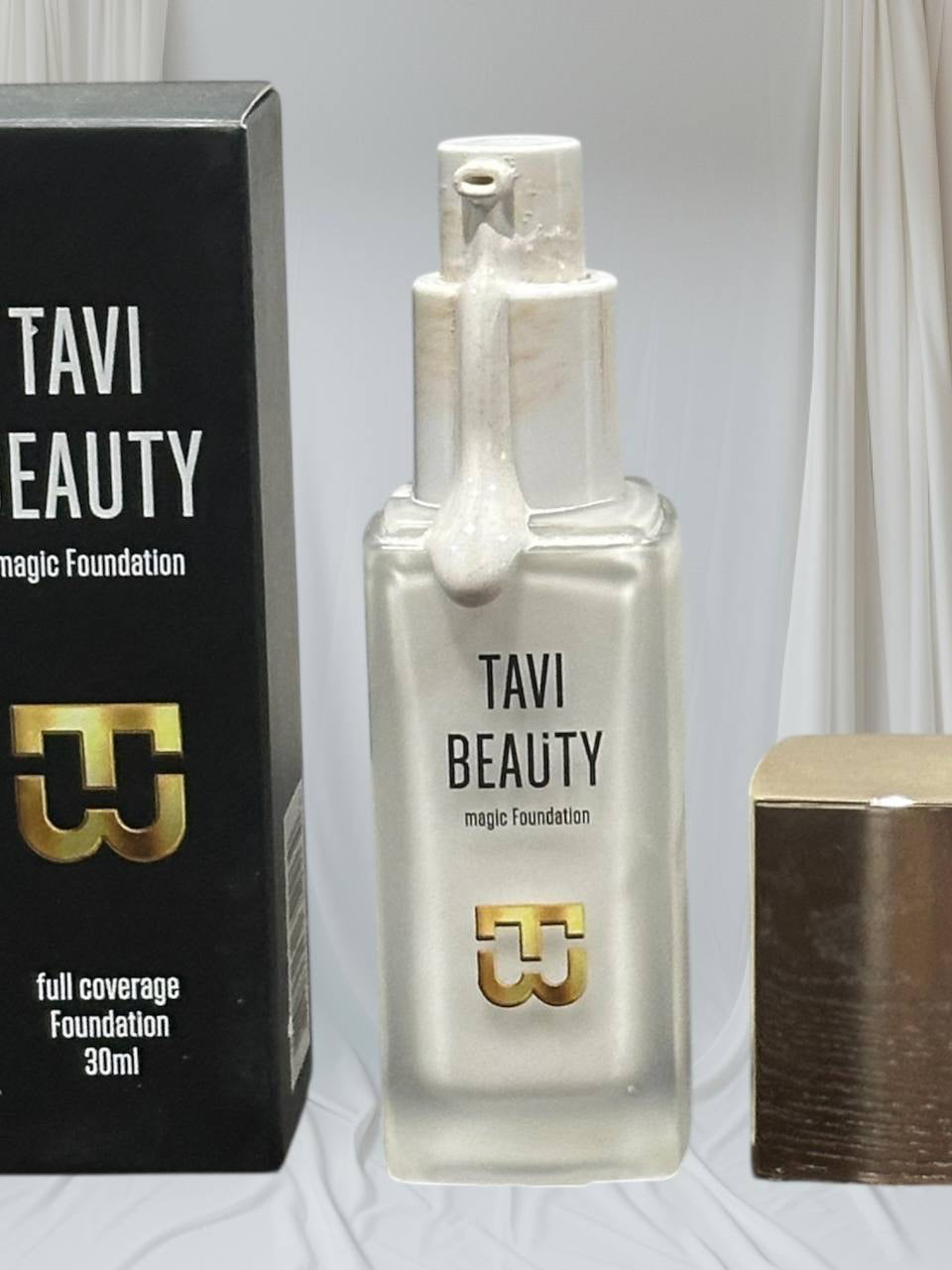 Magic Color-Changing Foundation – Adapts to Your Skin Tone
