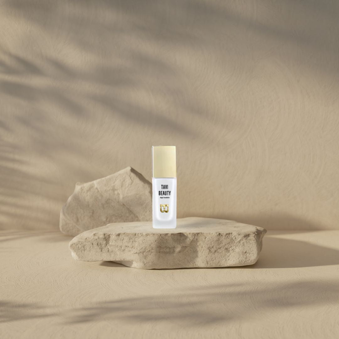 Magic Color-Changing Foundation – Adapts to Your Skin Tone